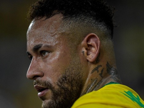Neymar faz 'anúncio' ao vivo de onde vai jogar quando voltar ao futebol brasileiro
