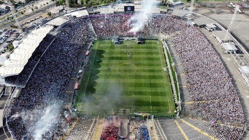 Stöhwing abordó una posible remodelación al Estadio Monumental.