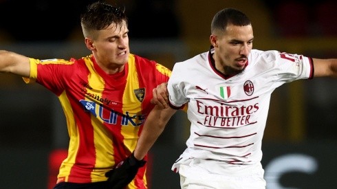 Lorenzo Colombo of Lecce and Ismael Bennacer of Milan