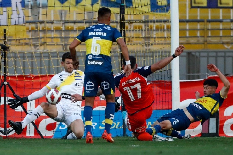 Luis Casanova Universidad de Chile Everton