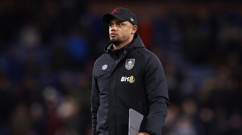 Kompany en dirección de Burnley.