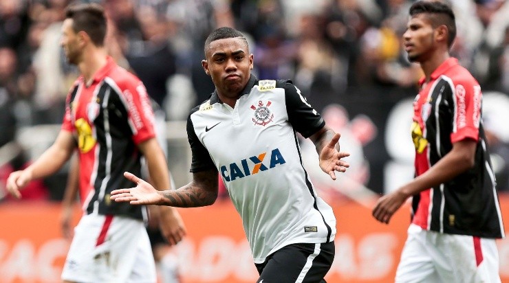 Foto: Ale Cabral/AGIF - Malcom foi Campeão Brasileiro em 2015, pelo Corinthians