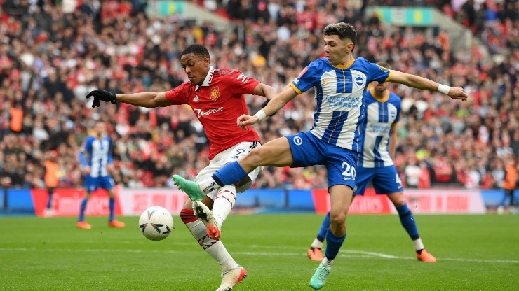 Anthony Martial y Julio Enciso.