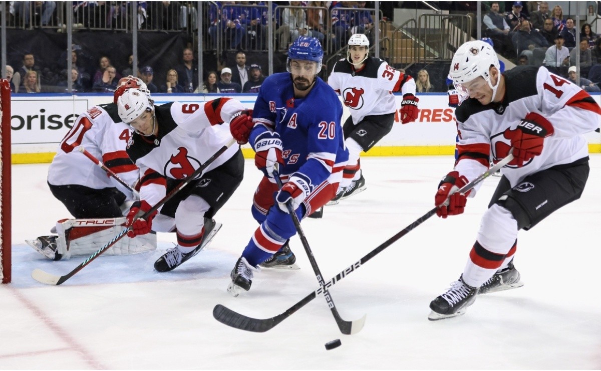 Watch New Jersey Devils vs New York Rangers online free in the US today ...