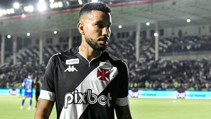 Foto: Thiago Ribeiro/AGIF - Jair: volante mandou a real após empate do Vasco