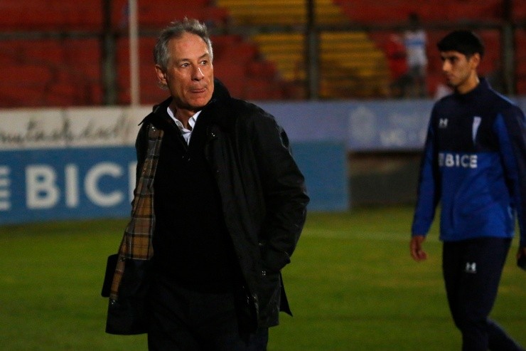 Ariel Holan Universidad Católica