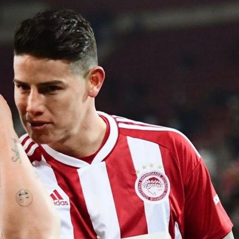 Duras acusaciones de hinchas de Olympiacos contra James Rodríguez