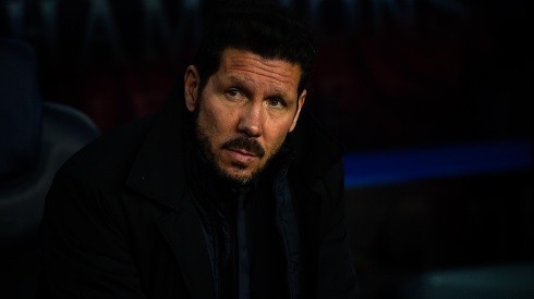 Diego Simeone manifestó su preocupación por el hecho que sufrió el hincha del Atlético de Madrid en el Camp Nou.