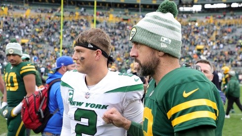 Zach Wilson (left), Aaron Rodgers (right) - New York Jets v Green Bay Packers - NFL 2022