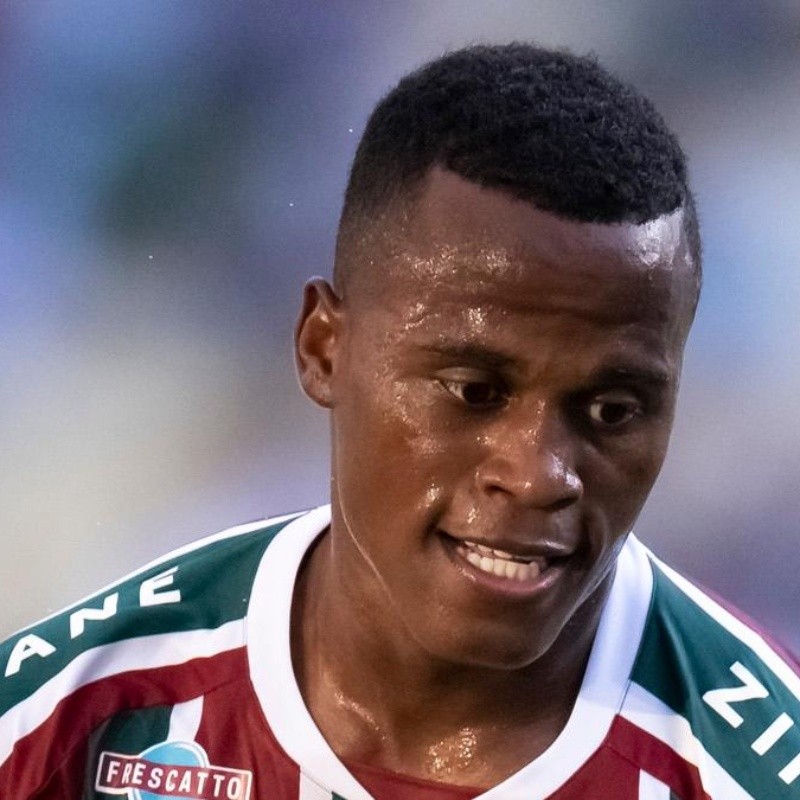 NINGUÉM ESPERAVA! Arias surpreende a tudo e todos em triunfo do Fluminense