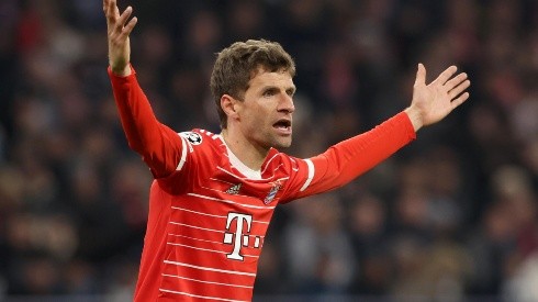 Müller con la camiseta roja de Bayern Münich.