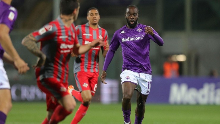 Cremonense y Fiorentina en acción.