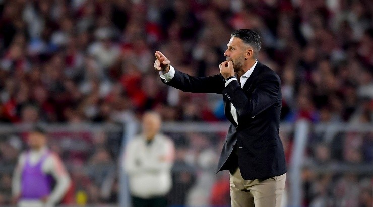 ¿Demichelis pondrá cuatro o cinco defensores? (Foto: Getty)