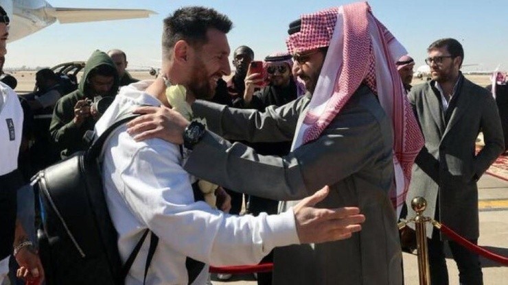 Lionel Messi y su viaje a Arabia Saudita le causaron nuevas críticas en París.