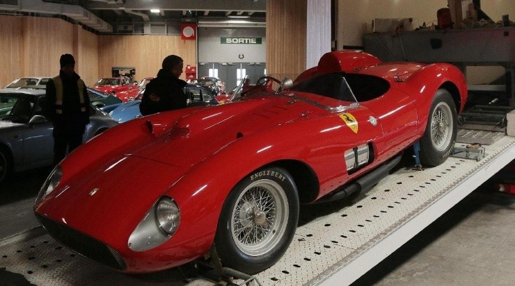 Ferrari 335 S Spider Scaglietti