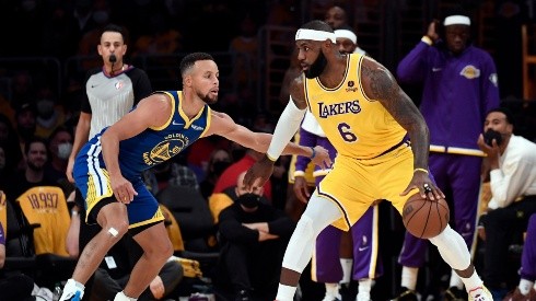Stephen Curry y LeBron James se verán las caras en el duelo entre Warriors y Lakers.