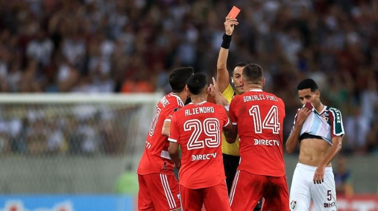 González Pirez se fue expulsado. (Foto: Getty)