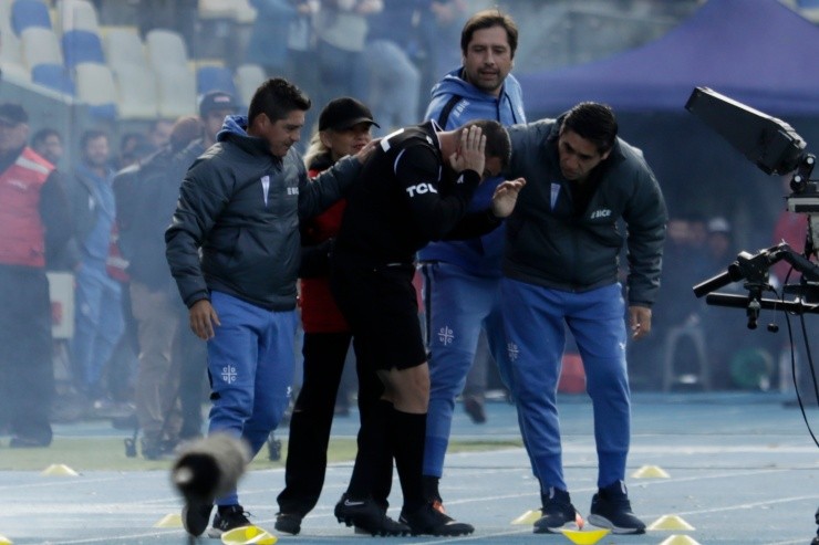 Universidad de Chile Universidad Católica