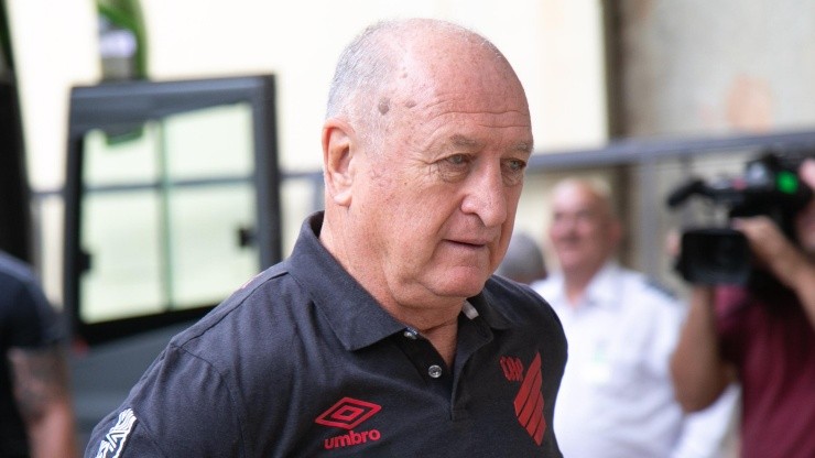 Foto: (Fernando Teramatsu/AGIF) - Luiz Felipe Scolari saiu em defesa de Paulo Turra no Athletico