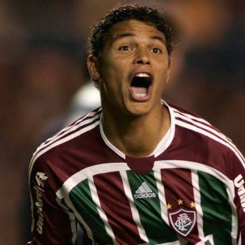 Thiago Silva dá ok, mas Fluminense enfrenta 'problemão' por zagueiro