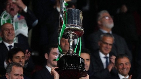 El preciado trofeo de la Copa del Rey.