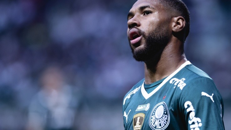 Foto: Ettore Chiereguini/AGIF - Wesley, ex-Palmeiras, foi destaque em vitória sobre rival