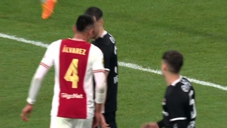 El Machín protagonizó una acción polémica en la Eredivisie