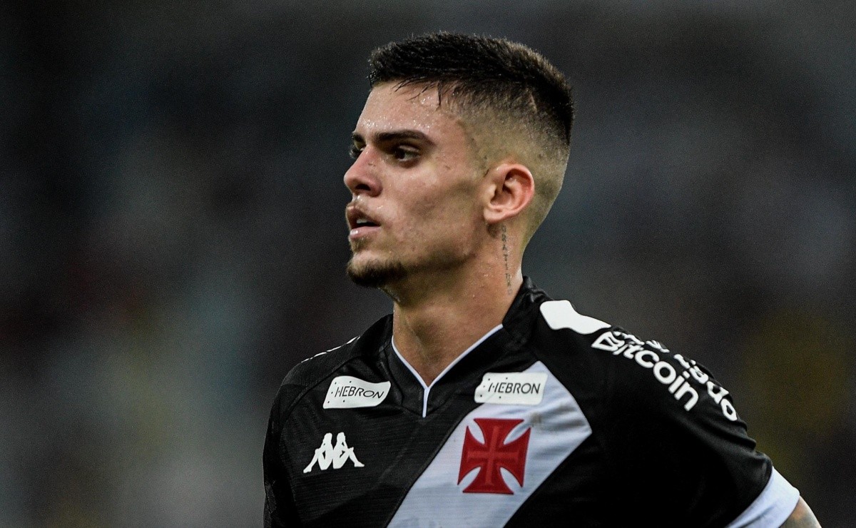 Gabriel Pec é cobiçado por mais um gigante brasileiro; Vasco faz