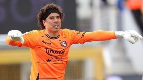 Guillermo Ochoa será titular en Salernitana ante Empoli.