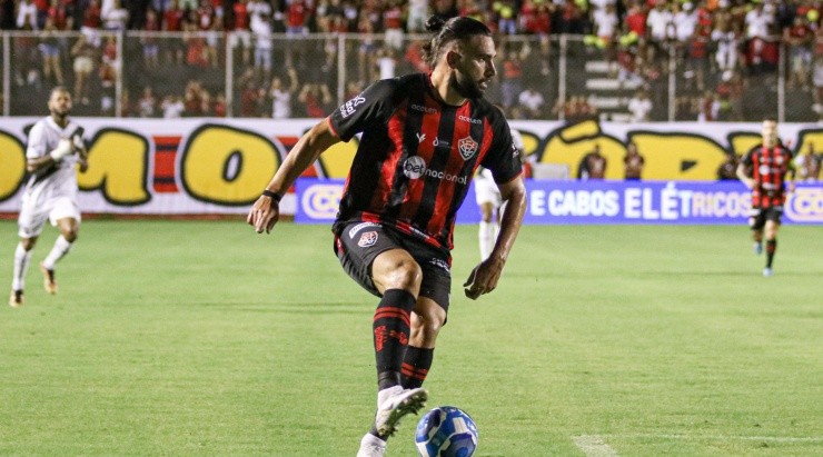 Renan Oliveira/AGIF - Léo Gamalho é um dos destaques da equipe baiana na competição, com dois gols marcados em três partidas disputadas