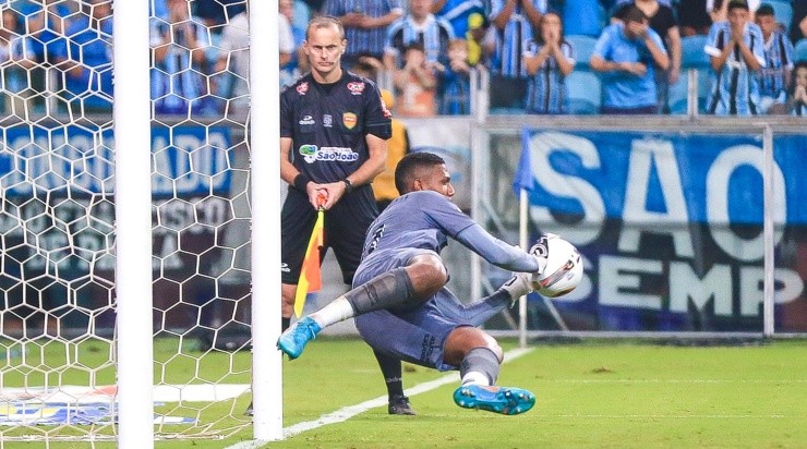 Foto: Fernando Alves/AGIF - Adriel foi muito criticado por Kléber.