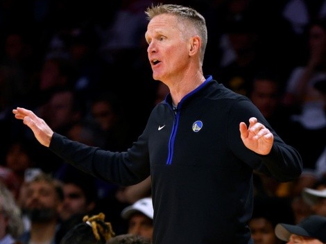 Entrenador de Warriors acusa al arbitraje de "ayudar" a Lakers en Playoffs