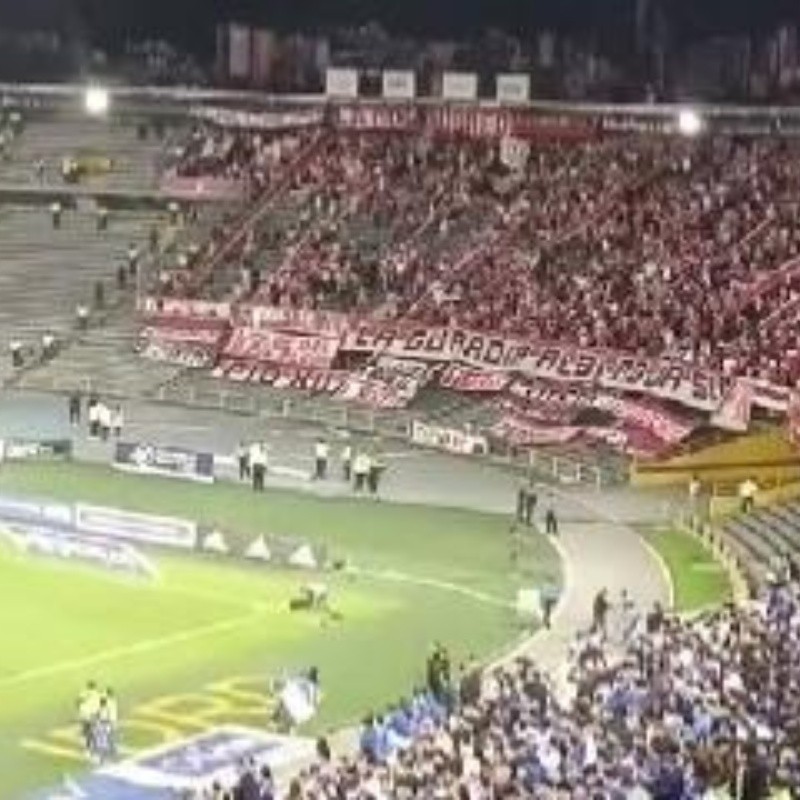 Lluvia de burlas por la forma en que Millonarios silencia a Santa Fe en el himno