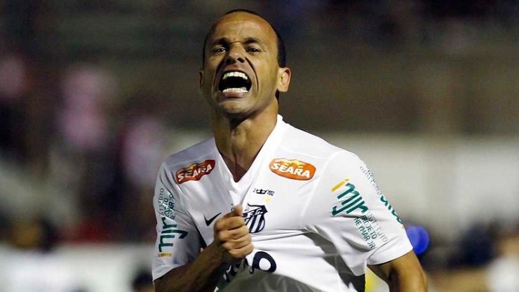 Foto: Ricardo Saibun/SantosFC - Léo é ídolo do Santos