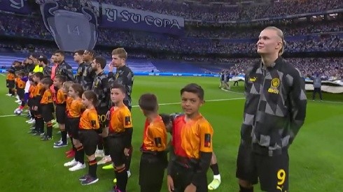 Video viral: la 'risita' de Haaland en el Bernabéu en pleno himno de la Champions
