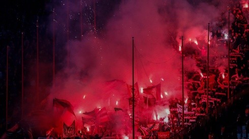 Estadios hay muchos, pero pocos laten y juegan un partido aparte