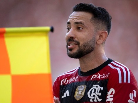 Éverton Ribeiro 'aparece' no Corinthians com chance para assinar contrato