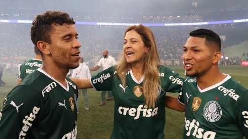 Leila Pereira com Marcos Rocha e Rony - Foto: Cesar Greco/Palmeiras