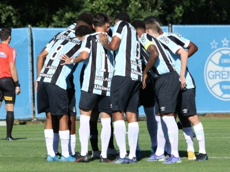“R$ 135 milhões, joia da base do Grêmio”; Clube da Libertadores decide contratar lateral pagando caminhão de dinheiro