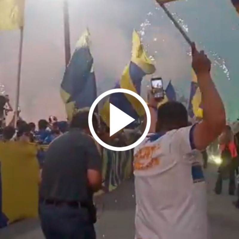 VIDEO: Aficionados de Tigres sufrieron EXPLOSIÓN DE PIROTECNIA en la previa ante Toluca