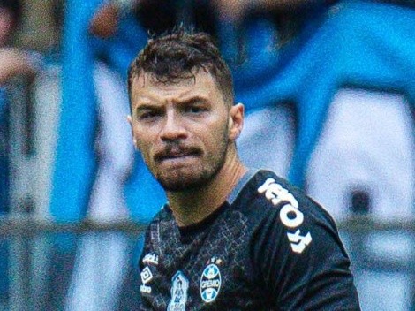 “Inadmissível”; Situação de Grando ‘azeda’ e Adriel volta a ser assunto no Grêmio