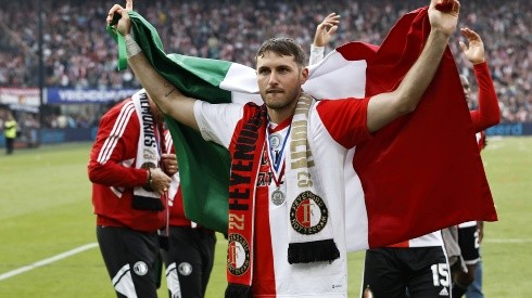 Santiago Gimenez fue ovacionado en la celebración del Feyenoord.