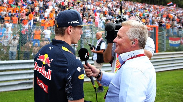 Herbert, en modo periodista con Verstappen. (Getty Images)