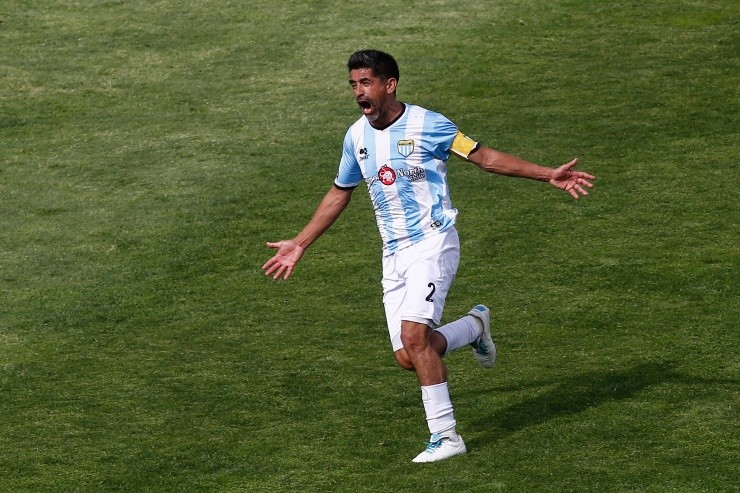 Braulio Leal sería el nuevo DT interino de Magallanes | Foto: Photosport 