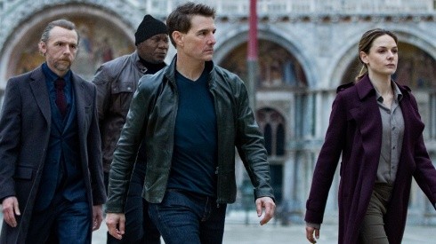 Tom Cruise encabeza el elenco de Misión Imposible: Sentencia Mortal, Parte 1.