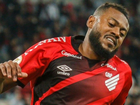 Dívida do Flamengo com Marcelo Cirino chega à torcida do Athletico