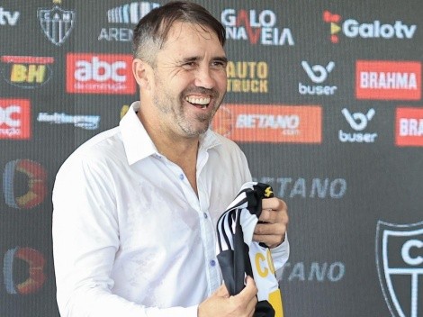 Coudet faz pedido inusitado para os jogadores do Atlético após a vitória contra o Corinthians na Copa do Brasi
