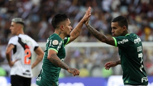 Foto: Cesar Greco/Ag. Palmeiras - Artur e Dudu devem ser titulares e será a tarefa de Lucas Braga marcar um dos dois no clássico