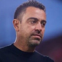 Xavi teme investida do United em dois titulares do Barcelona para a próxima janela do mercado