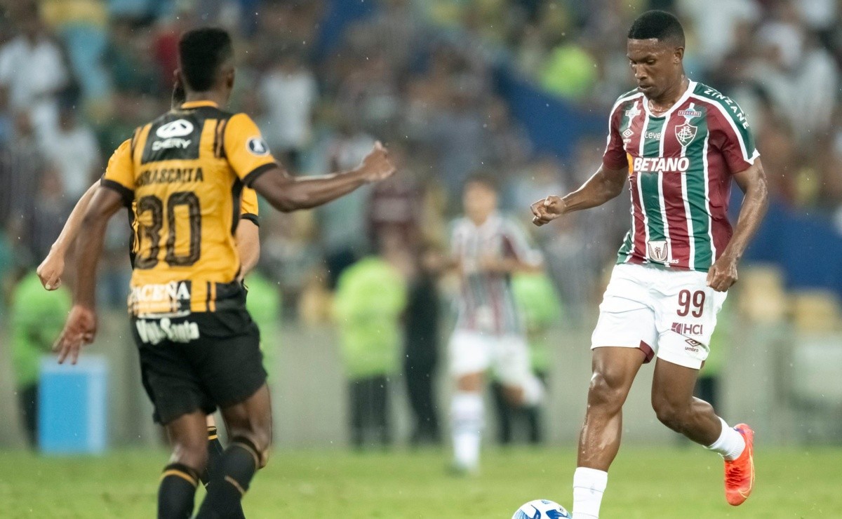 Fluminense é derrotado pelo Strongest em La Paz e perde 100% na
